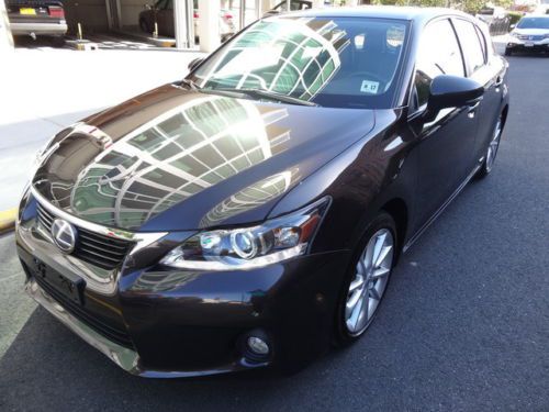 2012 lexus ct 200h -low miles (10k) - 1 owner - fully loaded - 45 mpg