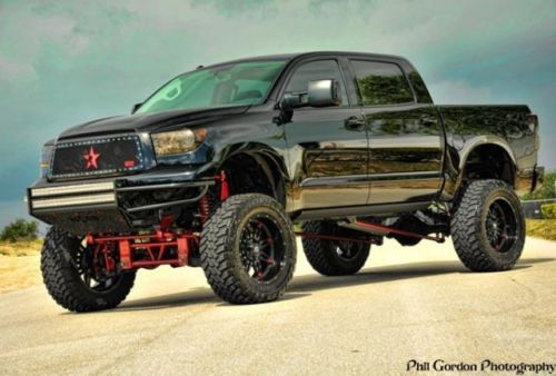 Toyota tundra 2011 v-8 limited 4x4 custom truck 14 inch bulletproof lift