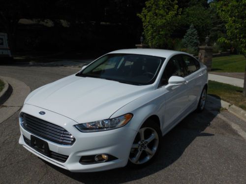 2013 ford fusion se sedan 4-door 1.6l
