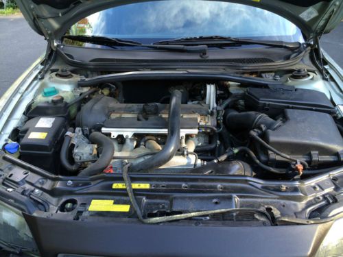 2004 Volvo XC70 Base Wagon 4-Door 2.5L, image 15