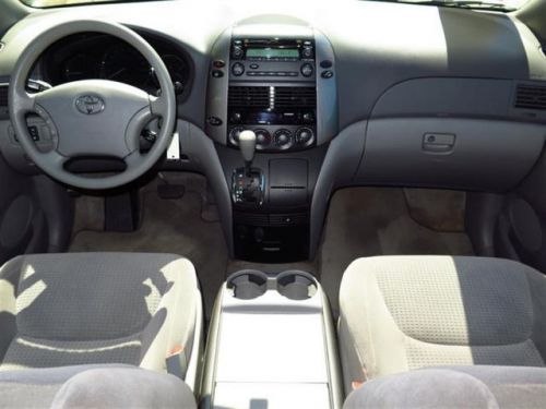 2006 toyota sienna le