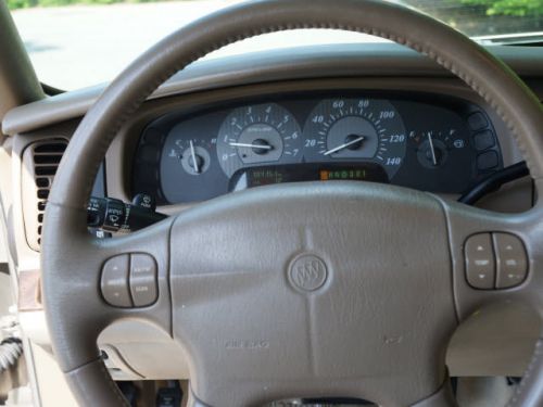 2004 buick park avenue base