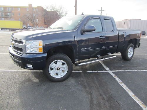 2010 chevrolet silverado 1500 ltz extended cab pickup 4-door 5.3l