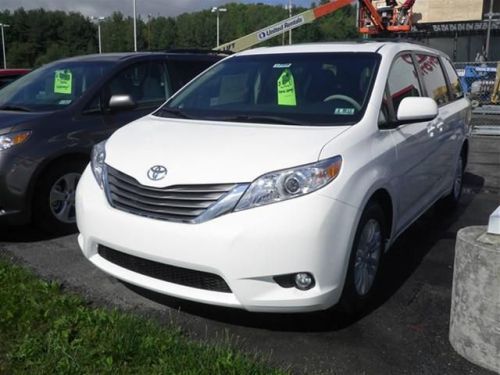 2014 toyota sienna xle