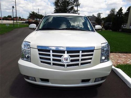 2010 cadillac escalade base