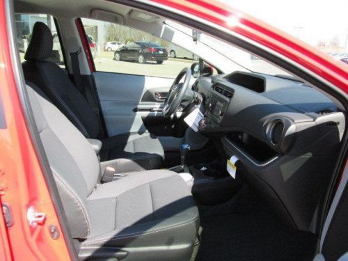 2014 Toyota Prius c Four, US $24,599.00, image 2