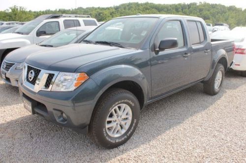 2014 nissan frontier sv