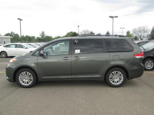 2014 toyota sienna xle