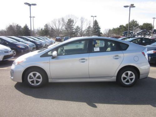 2014 Toyota Prius Two, US $25,235.00, image 6