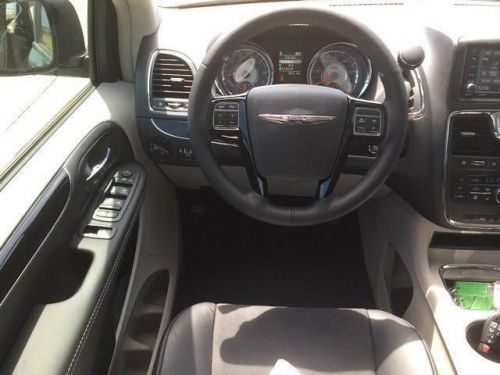 2014 Chrysler Town & Country Touring-L, US $39,100.00, image 9