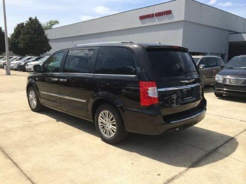 2014 Chrysler Town & Country Touring-L, US $39,100.00, image 16