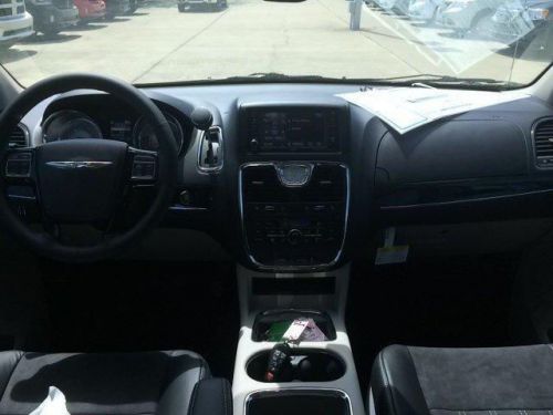 2014 Chrysler Town & Country Touring-L, US $39,100.00, image 17