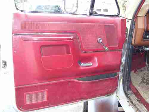1982 Ford F-600 Pick up Truck f-150 f-250 f-350 f-450 f-550 Detroit Diesel dump, US $5,500.00, image 13
