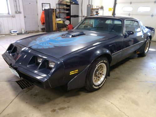 1981 pontiac firebird trans am rare factory 4 speed*5.0 chevy