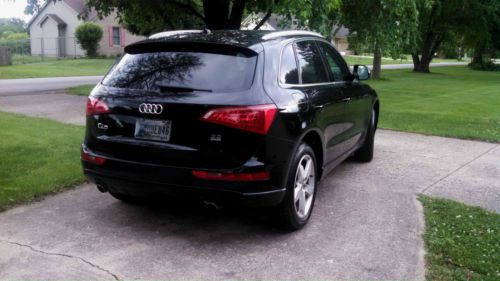 2010 very clean audi q5 premium. sell by owner.