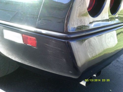 1985 CHEVROLET CORVETTE HATCHBACK COUPE. BLACK 4-SPEED WITH LEATHER BUCKETS., image 6