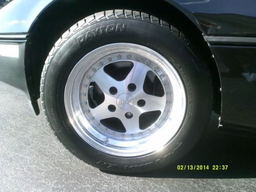 1985 CHEVROLET CORVETTE HATCHBACK COUPE. BLACK 4-SPEED WITH LEATHER BUCKETS., image 8