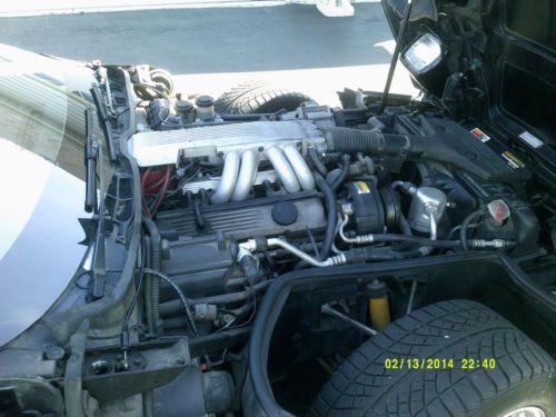 1985 CHEVROLET CORVETTE HATCHBACK COUPE. BLACK 4-SPEED WITH LEATHER BUCKETS., image 20