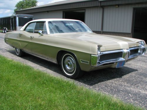 1967 pontiac bonneville brougham