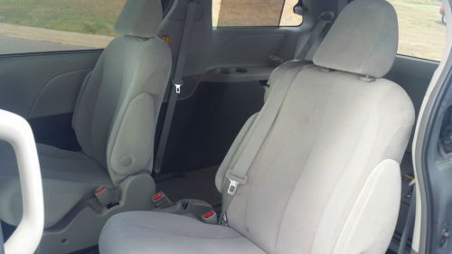 2013 Toyota Sienna LE V6 Van Passenger Van, US $23,000.00, image 4