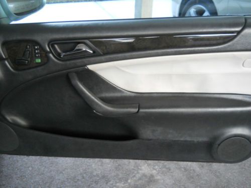 2002 Mercedes-Benz CLK55 AMG Base Coupe 2-Door 5.5L, image 17