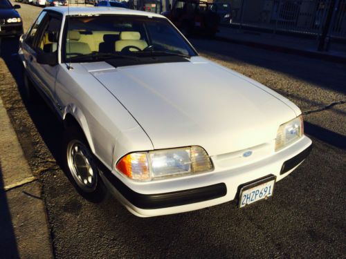 1988 ford mustang lx sedan 2-door 5.0l