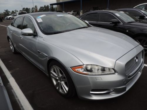 Xjl 5.0l nav cd 14 speakers am/fm radio: sirius dvd-audio mp3 decoder abs brakes