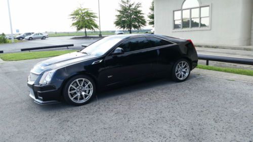 2011 cadillac cts v coupe 2-door 6.2l