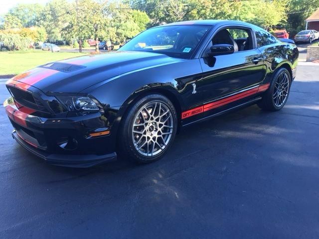 Ford: mustang shelby gt500 coupe 2-door