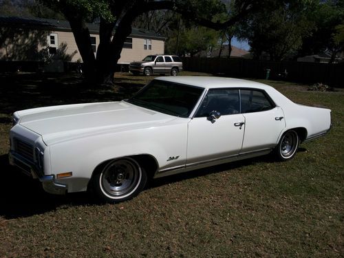 1970 oldsmobile delta 88 custom holiday sedan hardtop