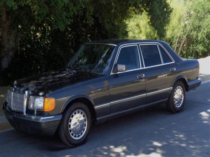 1990 mercedes-benz 300-series