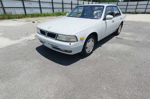 Nissan Laurel