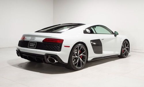 2021 audi r8 5.2