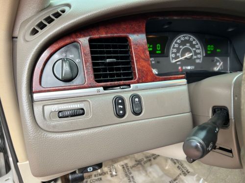 2005 Lincoln Town Car, US $8,600.00, image 29