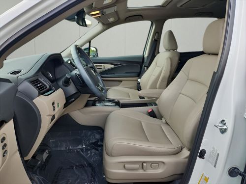 2022 Honda Pilot 2WD Touring 7 Passenger, US $35,389.00, image 7