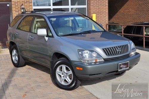 2000 lexus rx300 awd, heated leather seats, wood interior, roof rack, cd,sunroof