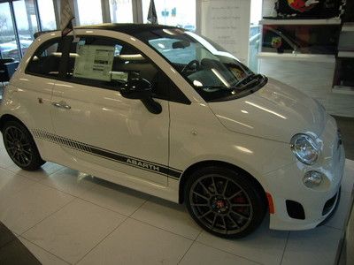 Just rolled off the assembly line 2013 fiat 500 abarth convertible beats radio