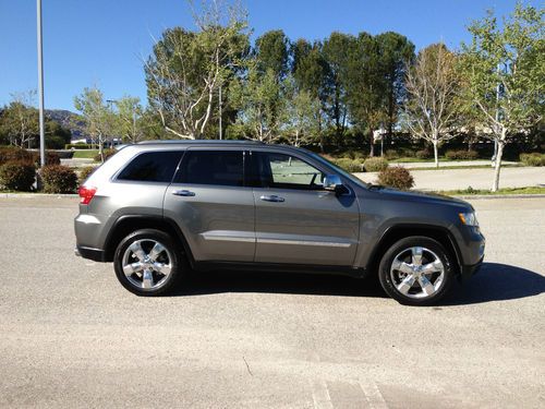 2011 jeep grand cherokee overland sport utility 4-door 5.7l