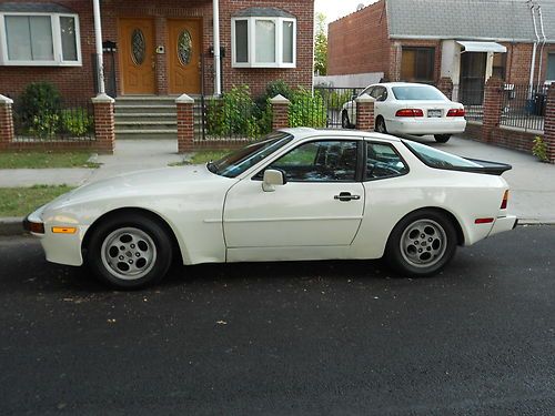 Porsche 944 auto trans