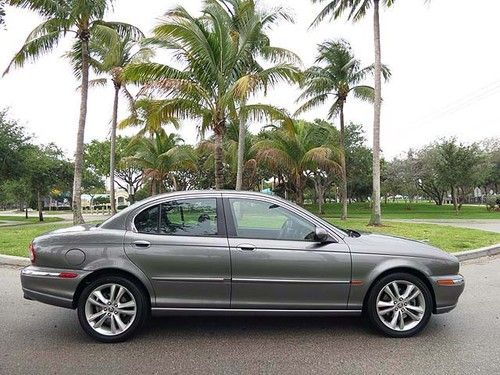 Lqqk - extra-nice 2007 x-type awd - alpine audio + more - florida car, 32k miles