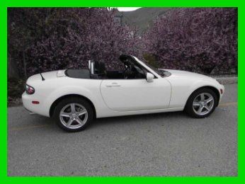 2008 mazda mx-5 2l i4 16v automatic rwd convertible premium