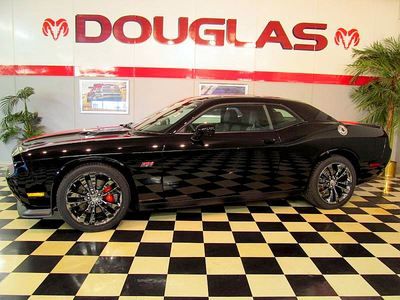 2013 dodge challenger srt8 manual trans with black vaper wheels!!