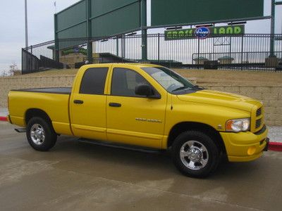 Look at this beautifull 2005 dodge 2500 texas own low miles  111k and warranty