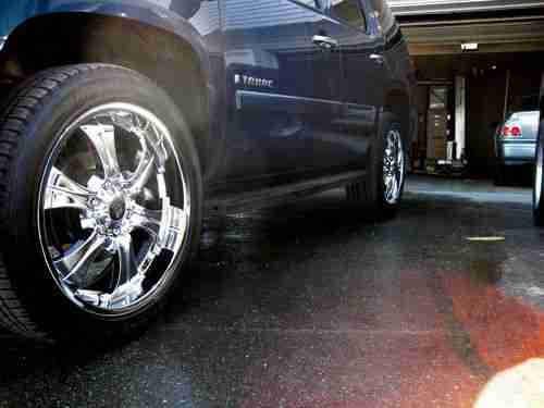 2007 Chevrolet Tahoe LT V8 5.3L, Bermuda Blue, Remote Start, DVD, Tinted Glass, image 2