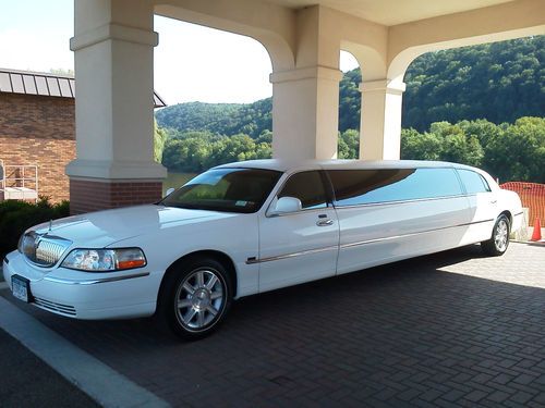 2007 lincoln town car tiffany limousine 4.6l white 120" stretch