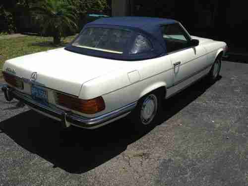 IMMACULATE 40K MILE MERCEDES SL WHITE/NAVY BEST COLOR MAINTAINED, NEW A/C, CLEAN, image 8