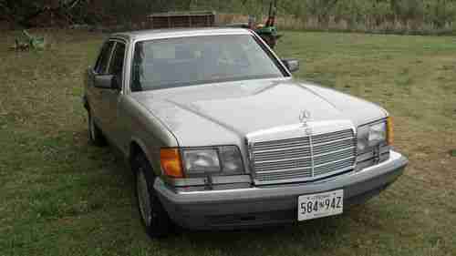 1990 Mercedes-Benz 300SE Base Sedan 4-Door 3.0L, image 6