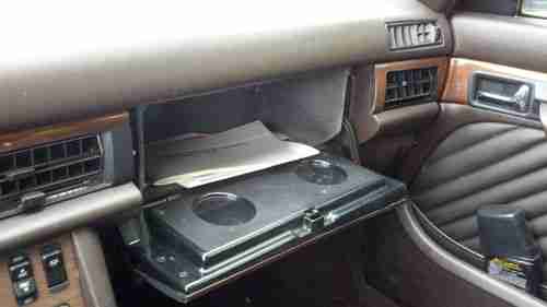 1990 Mercedes-Benz 300SE Base Sedan 4-Door 3.0L, image 16