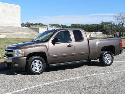 2008 chevrolet silverado 1500 lt extended cab pickup 4-door 5.3l