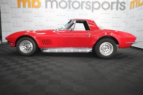 1967 corvette- big block-h/t convertible. a must see!